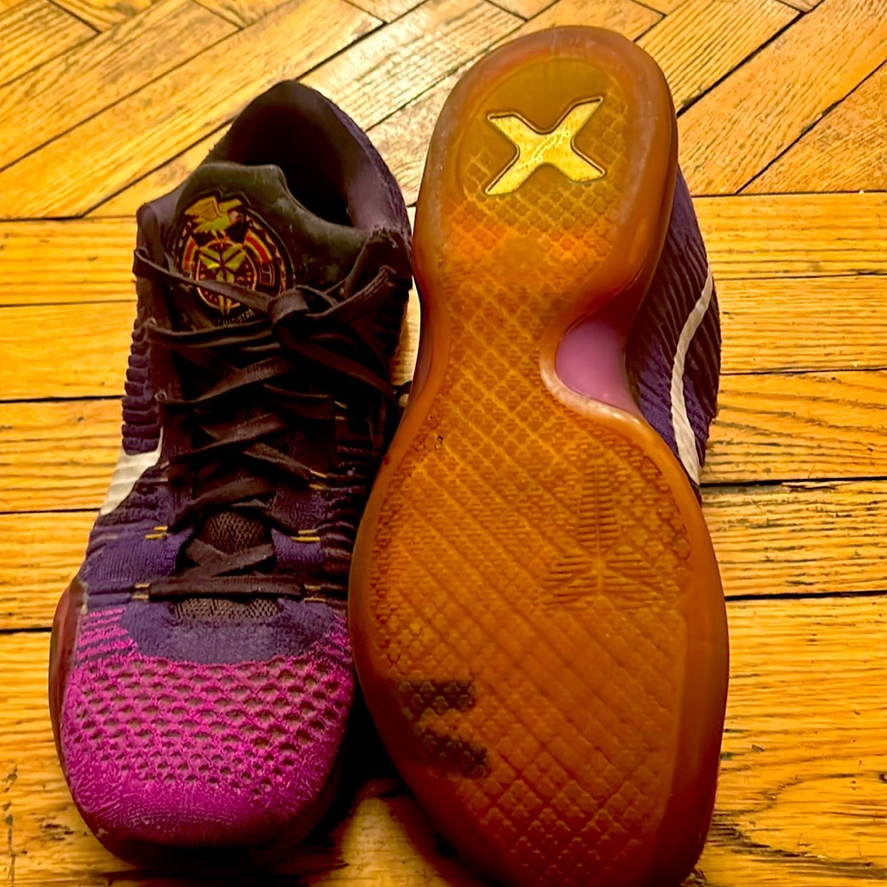Shoe: Nike Kobe 10 Elite Low 

Size: 12

Usage: Moderate